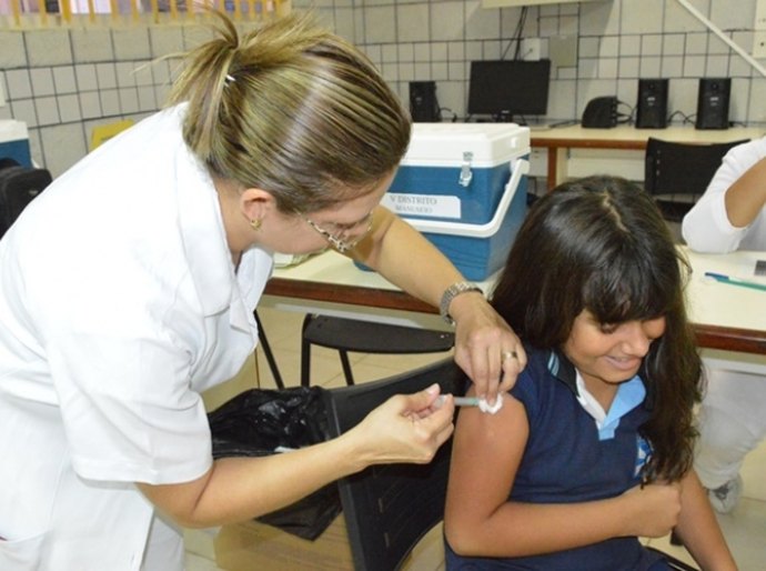Sesau alerta sobre a importância da imunização do vírus HPV e da meningite