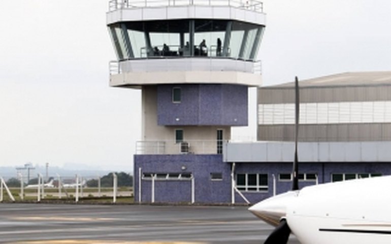 Governo de SP apresenta lote de 22 aeroportos e mantém leilões de dezembro