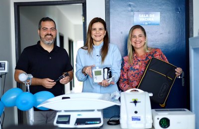 Prefeita Ceci reforça compromisso com a saúde e entrega novos equipamentos às UBSs de Atalaia
