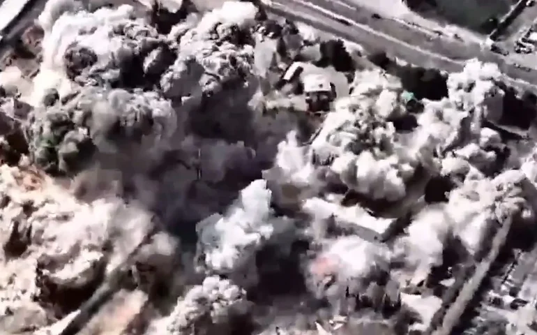 Israel atinge o 'coração' de Teerã em novo ataque após assassinato do líder supremo