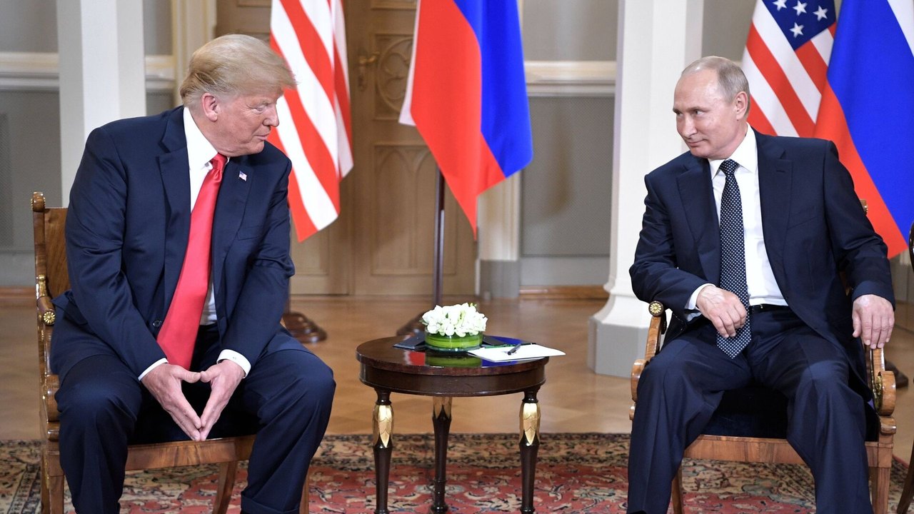 Analista britânico: conversa entre Putin e Trump causou um 'colapso nervoso coletivo' na UE