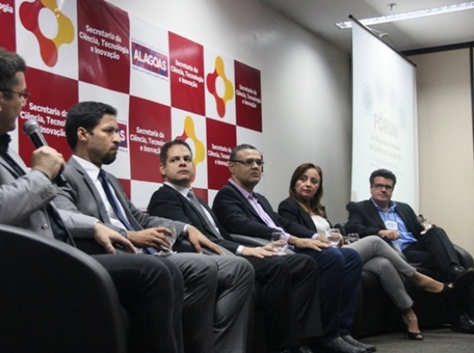 Governo e parceiros se unem para construir gestão do Polo de T.I