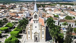 Suspeito de assaltos morre após confronto policial em Simão Dias