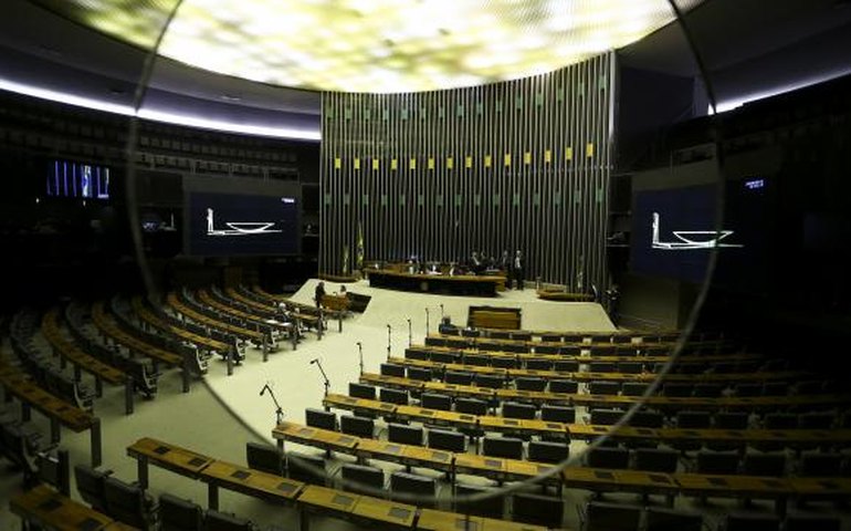Congresso terá semana decisiva na votação da reforma política