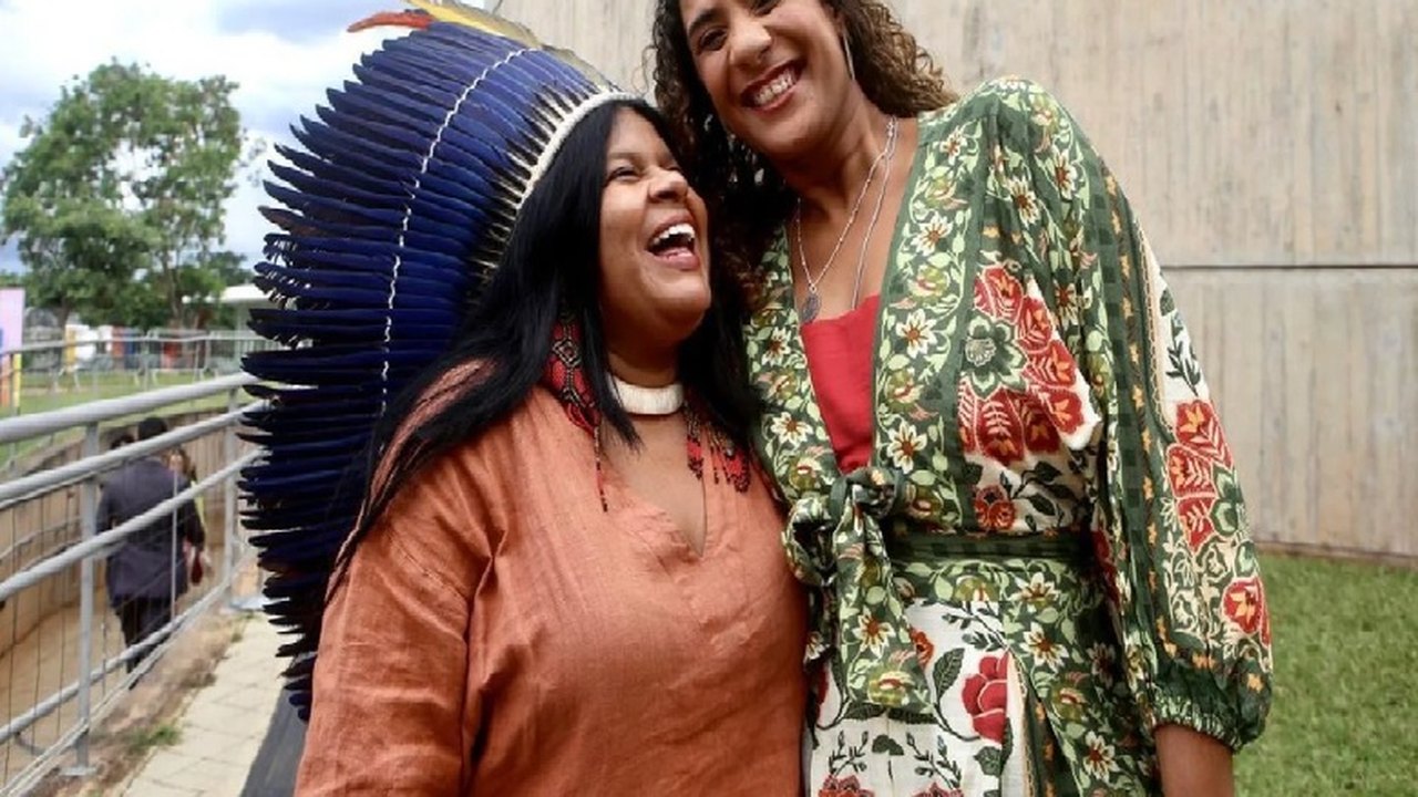 Batalhão da Guarda Presidencial protege posse de Guajajara e Anielle no Planalto