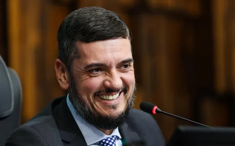 Deputados do PL anunciam voto pela manutenção da prisão de Bacellar