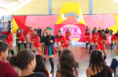 Semana da Criança: Escola de Campo Alegre apresentou mais uma edição do Espetáculo Xuxa Park