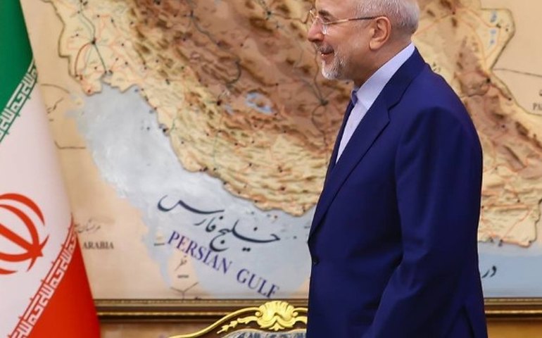 'Cabe aos EUA decidir se podem conquistar a confiança do Irã', diz Parlamento iraniano