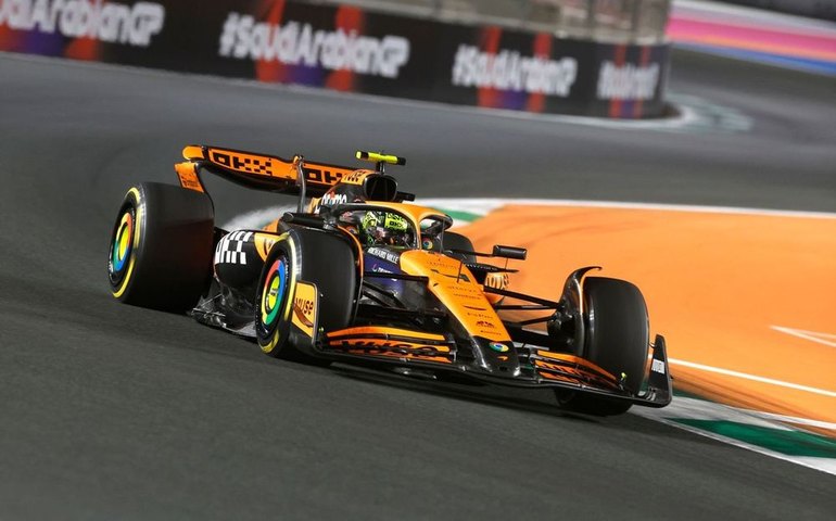 Princípio de incêndio atinge motorhome da McLaren no circuito de Barcelona