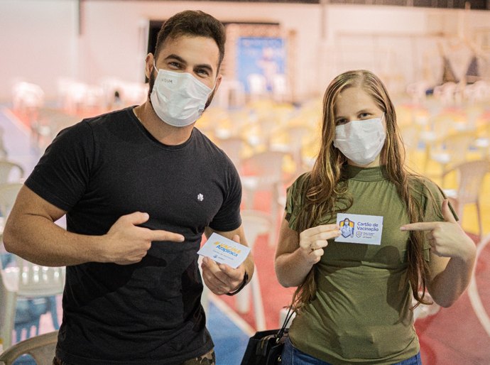 Arapiraquenses com 24 anos ou mais podem se vacinar contra a Covid-19 neste final de semana