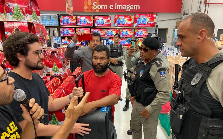 Ato contra a fome e a carestia denuncia truculência da Polícia Militar