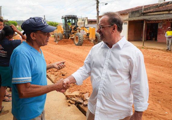 Arapiraca investe em tecnologia na pavimentação de ruas