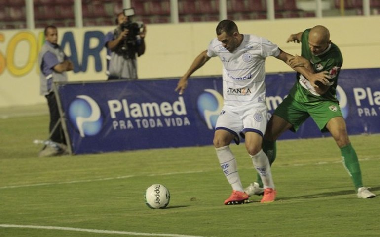Wallace Pernambucano interessou ao CSA, mas diretoria diz que achou caro