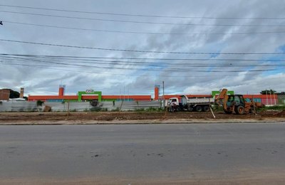 Seplag comemora reintegração de posse tranquila em área de creches Cria no Benedito Bentes