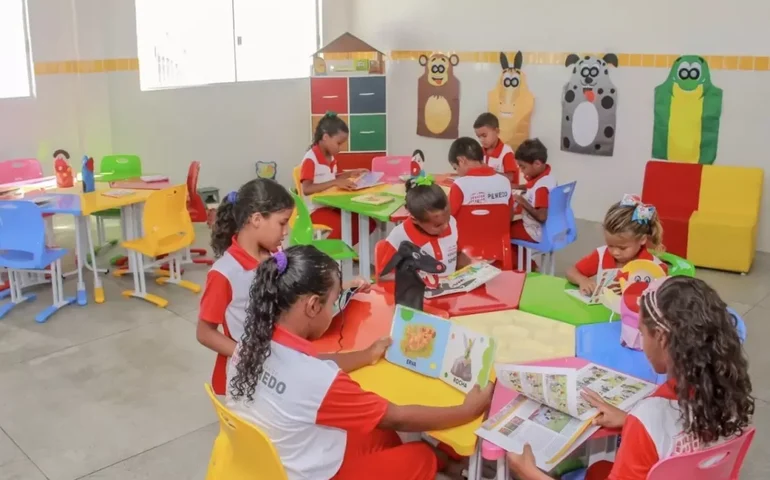 Prefeitura de Penedo avança em políticas públicas para crianças e mantém Selo Unicef