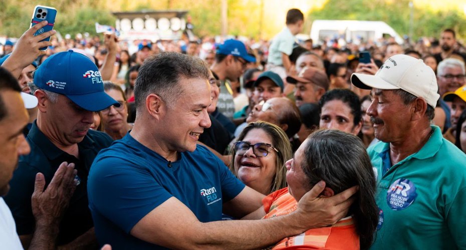 Renan Filho anuncia centro de hemodiálise durante Caravana em Santana do Mundaú
