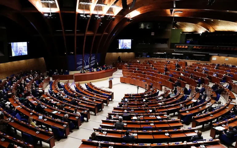 Conselho Europeu estende restrições econômicas da UE contra a Rússia até julho