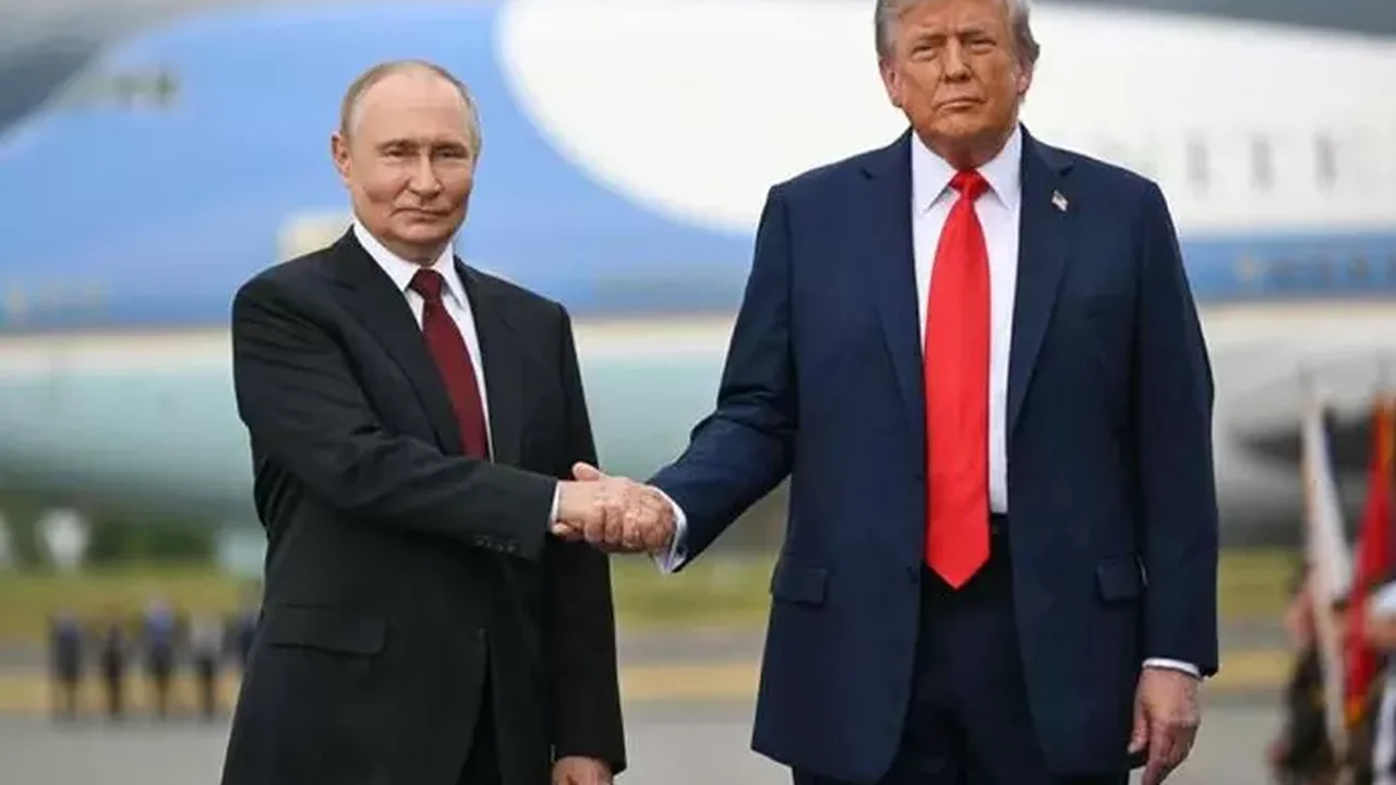Crítica dos EUA à Europa está 'em linha' com Moscou, diz Kremlin