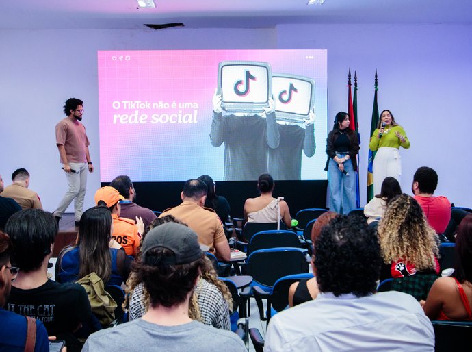 Profissionais de comunicação participam de capacitação sobre utilização estratégica do TikTok