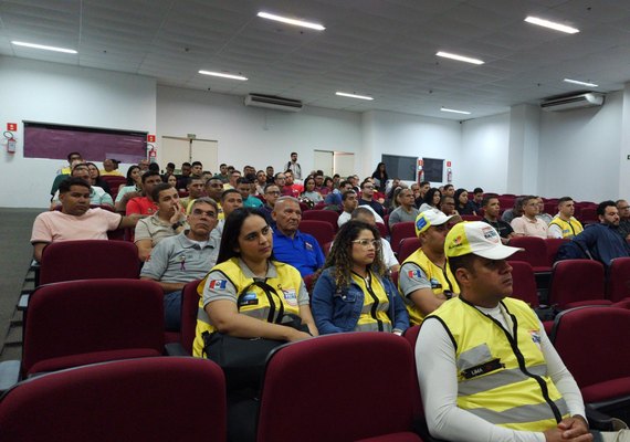 Secretaria de Cidadania aborda políticas públicas de humanização com Ronda no Bairro para ampliar segurança de vulneráveis