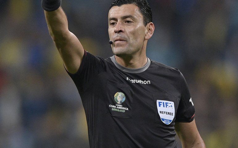Conmebol anuncia árbitros europeus para apitar pela primeira vez na Copa América