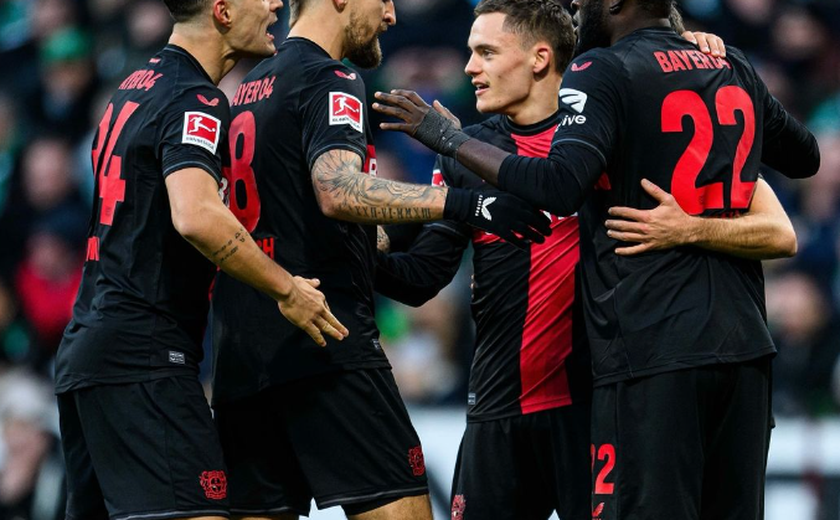 Torcendo por um tropeço do Leverkusen, Bayern e Stuttgart fazem confronto  direto na Baviera