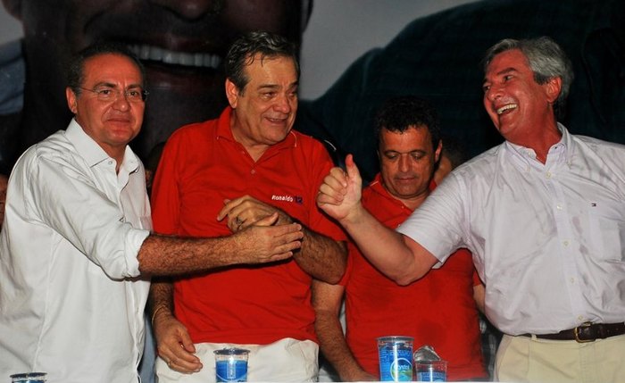 Collor anuncia apoio a ex-rival Ronaldo Lessa Collor anuncia apoio a ex-rival Ronaldo Lessa