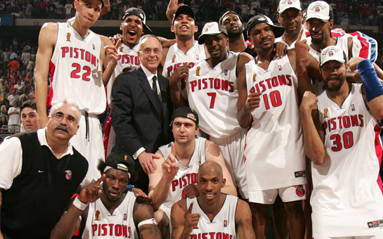 Detroit Pistons supera pior campanha da história da NBA e volta aos playoffs depois de 6 anos