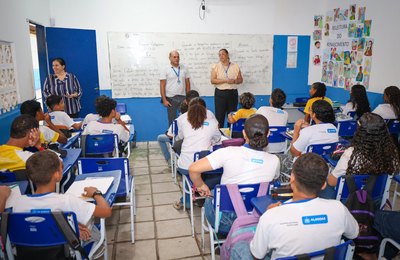Escola Estadual Maria Lúcia de Freitas recebe visita técnica para cronograma de melhorias estruturais
