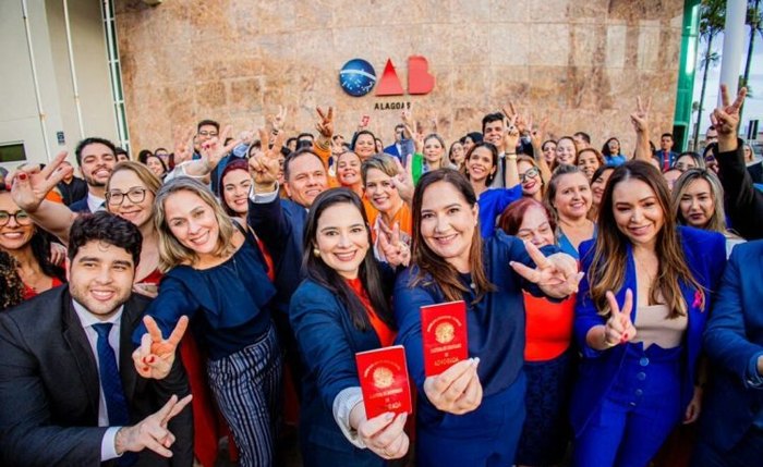 Chapa tem Lavínia Cavalcanti como presidente e como vice-presidente, Gabriela Holanda