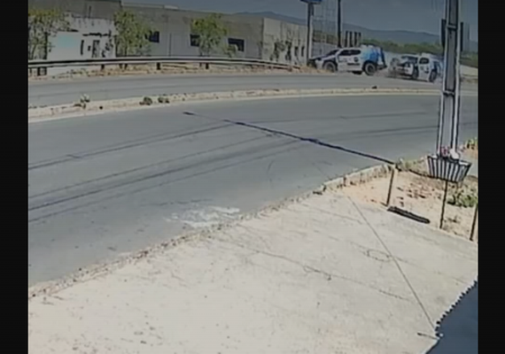 Colisão entre viaturas da Guarda Municipal é registrada durante atendimento a ocorrência