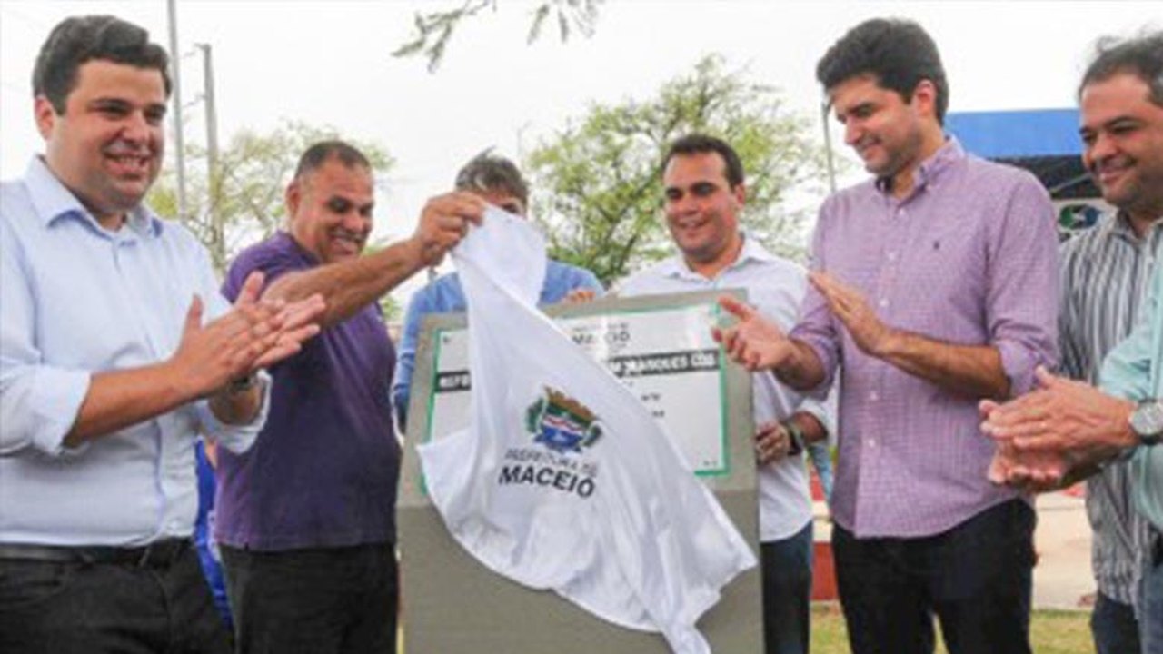 Maceió: Prefeito Rui Palmeira reinaugura praça e terminal no Sanatório