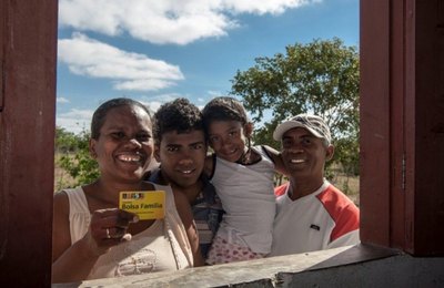 Bolsa Família vai beneficiar mais de 412 mil famílias alagoanas em dezembro