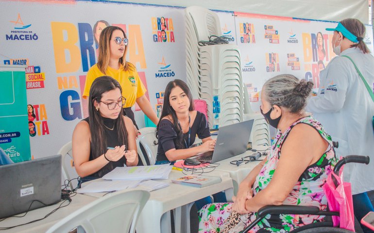 Brota na Grota: SMTT inicia ações na Chã de Jaqueira