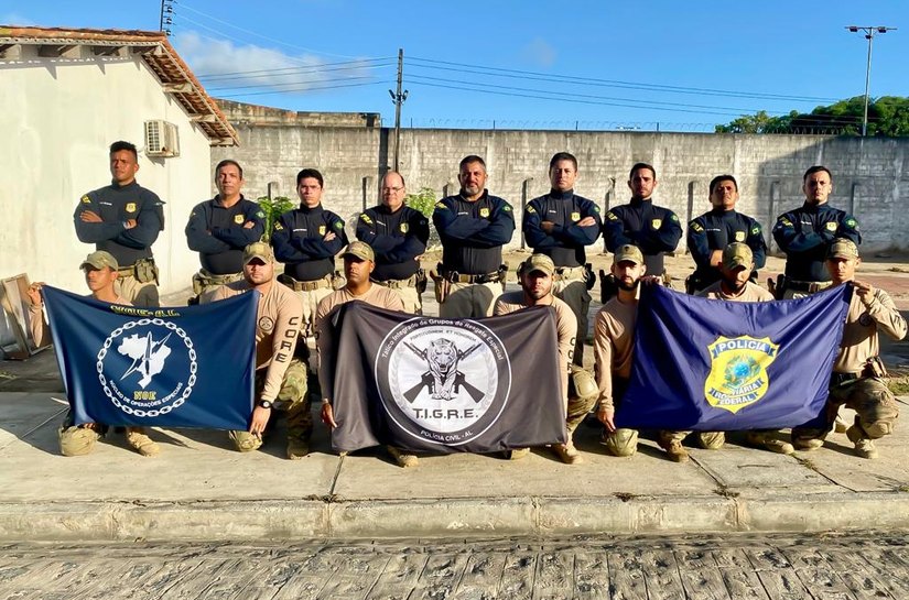 PRF realiza palestra sobre entradas táticas para grupos especializados da instituição (GPT) e para policiais civis de Alagoas