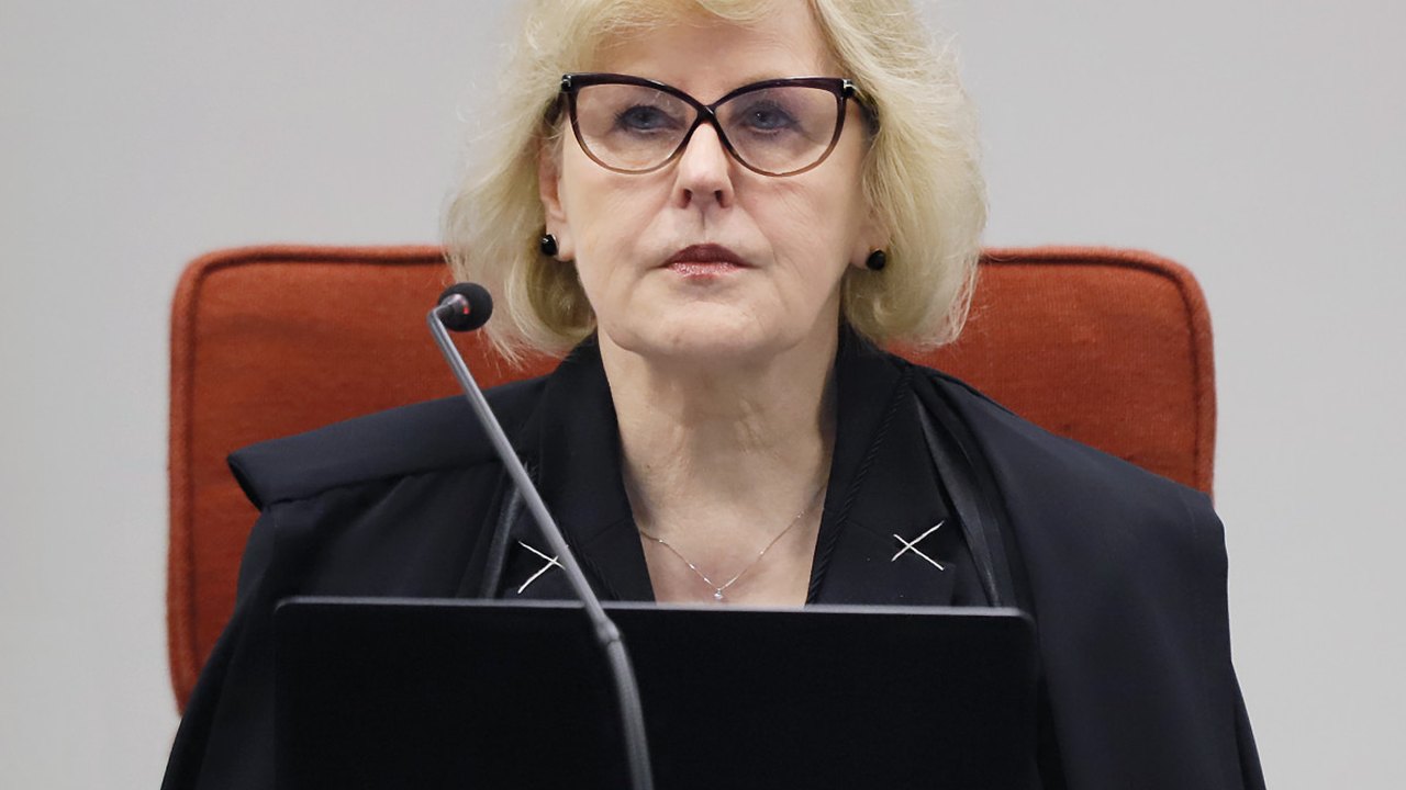 Carandiru: Rosa Weber suspende trecho de decreto que deu indulto a policiais