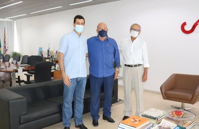 Lyra recebe Hugo Wanderley para discutir parcerias e evento municipalista