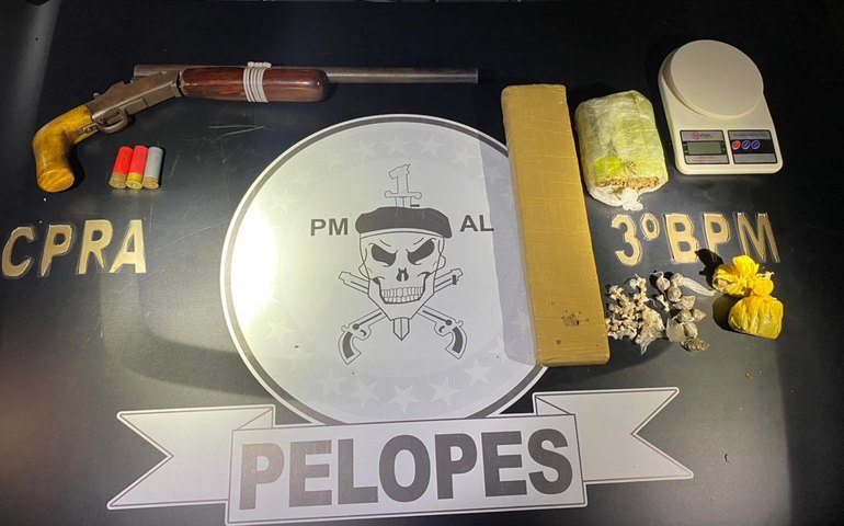 Atuação da PM no interior resulta em apreensão de drogas, duas armas e quatro veículos