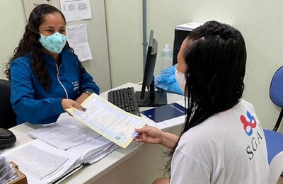 Reeducanda ganha 1ª certidão de nascimento em presídio alagoano 