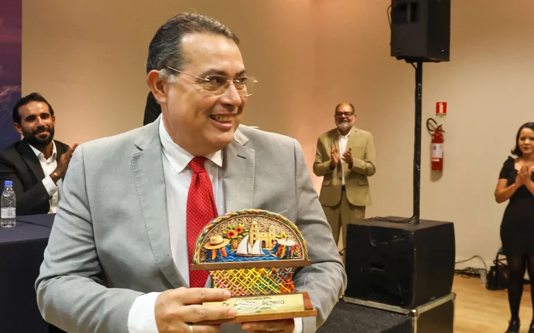 Diretor-presidente do Ipaseal Saúde, Adeilson Bezerra, é destaque na categoria ‘Gestão em Saúde Pública’ do Prêmio Selma Britto