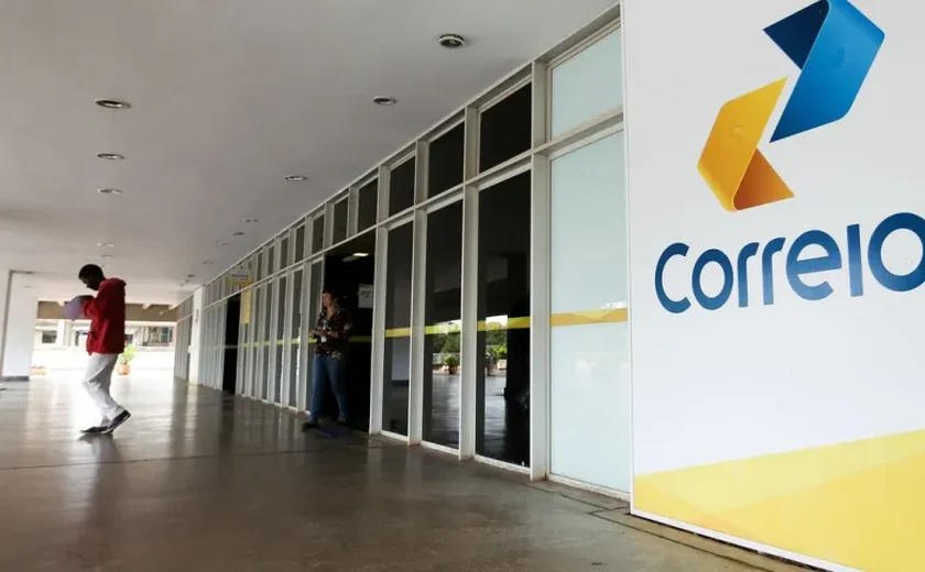 Governo retira Correios e outras estatais de programa de privatização