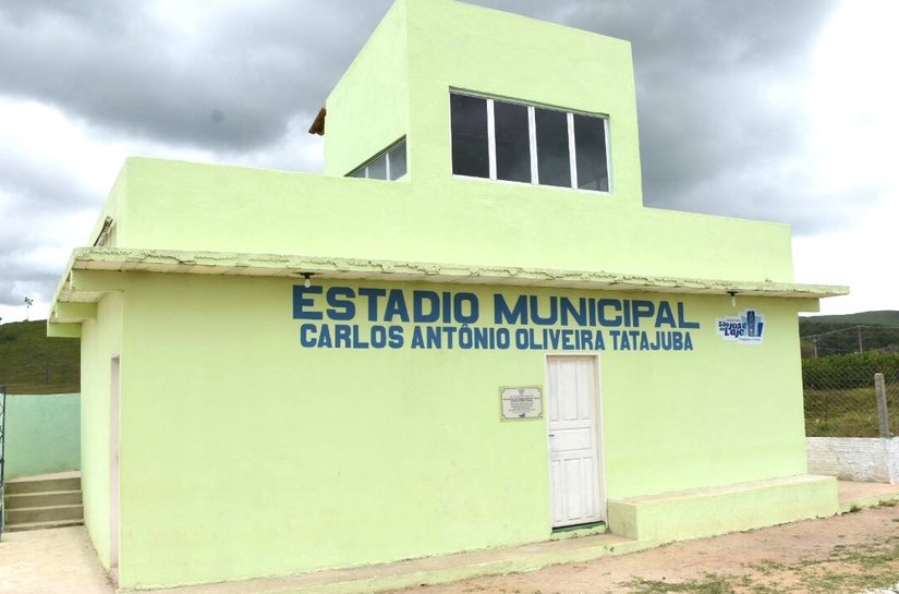 Prefeitura da Laje inaugura reforma e ampliação no Estádio Kaká Tatajuba