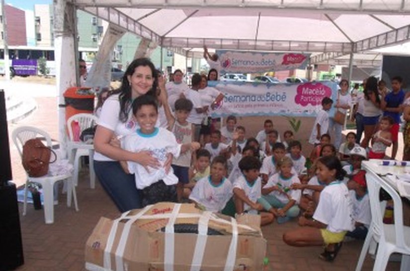 Semana do Bebê leva ações da Prefeitura ao bairro do Jacintinho