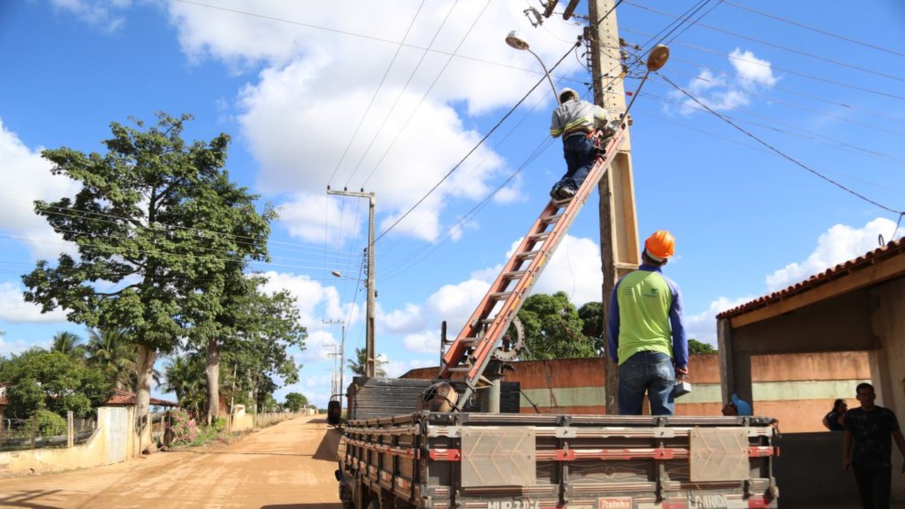EUA registram 2.495 mortos por covid-19 nas últimas 24h