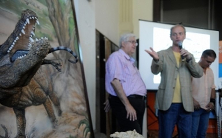 Paleontólogos apresentam mais antiga espécie de réptil descrita no Rio