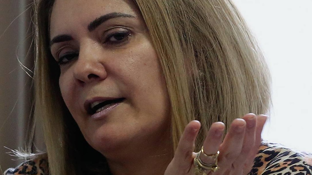Ex-mulher de Bolsonaro diz sofrer chantagens com supostas provas da ‘rachadinha’