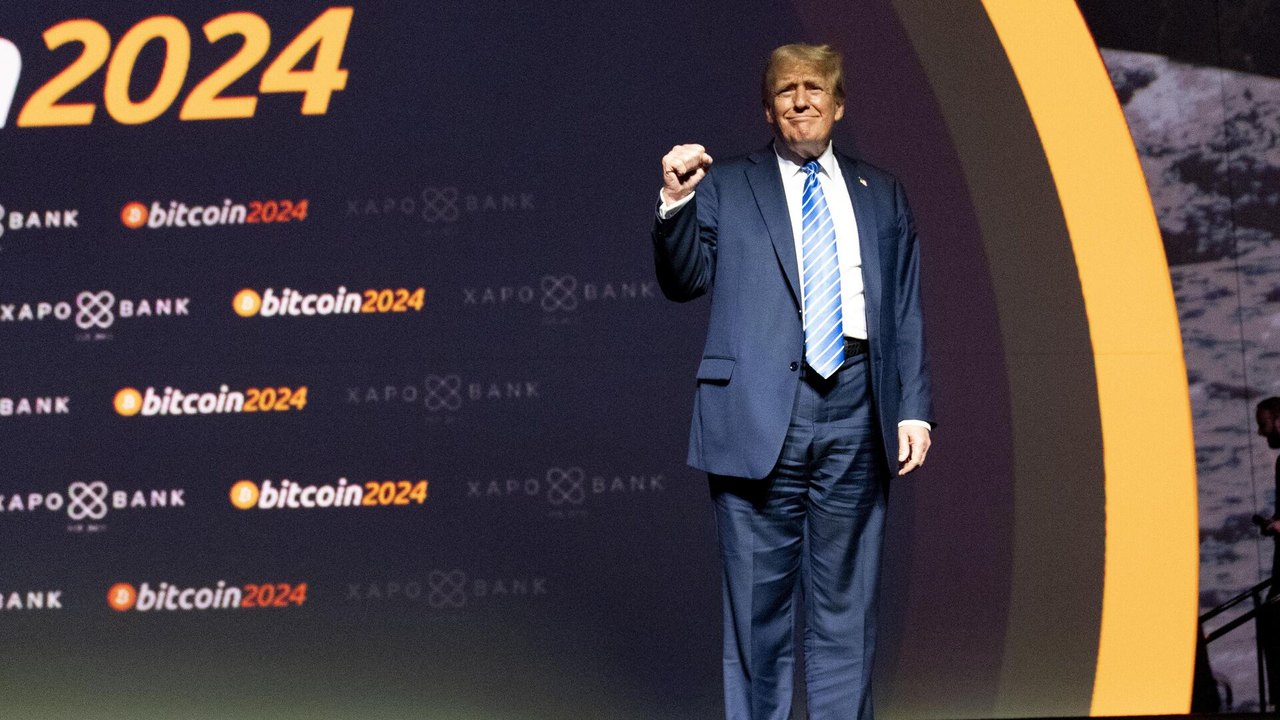 Analistas veem nova era para as criptomoedas com retorno de Trump à Casa Branca