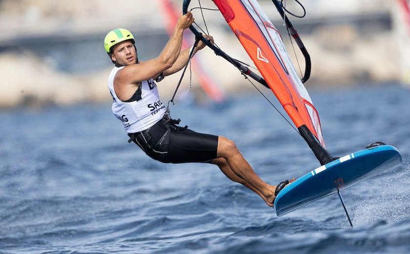 Brasil garante duas primeiras vagas em Paris-2024 na Vela com Bruno Lobo e Mateus Isaac