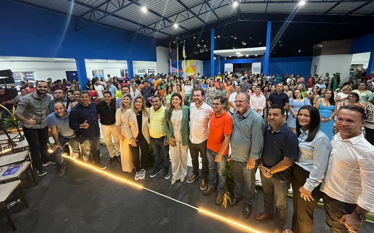 Novo Lino se transforma sob a liderança da prefeita Marcela Gomes; que reinaugura escola e anuncia novos projetos para o município