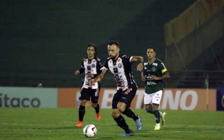 Guarani perde do Operário-PR por 3 a 0 e segue na lanterna da Série B